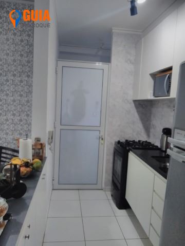 LINDO APARTAMENTO- LIVING ITIRAPINA- EM JUNDIA