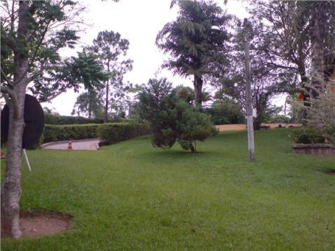 Chácara em Vinhedo : AT: 5.500,00m² e AC: 180,00m²