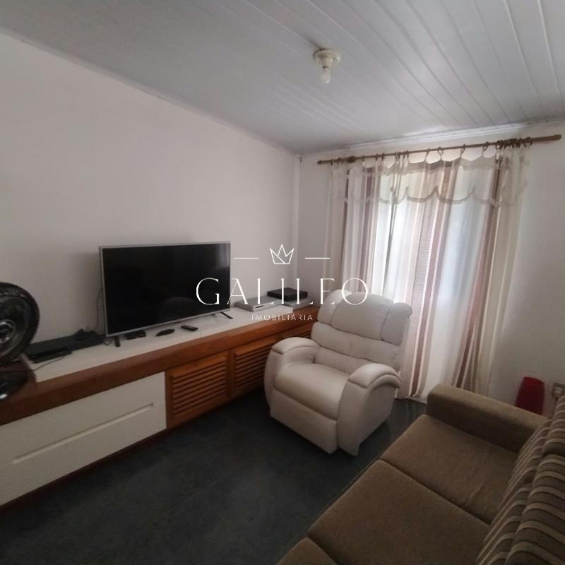 Casa em JARDIM MESSINA, JUNDIAÍ - Casa à venda em Jundiaí-SP, Jardim Messina: 4 quartos, 2 salas, 3 banheiros, 1 vaga, 190m²! Piscina e energia solar!
