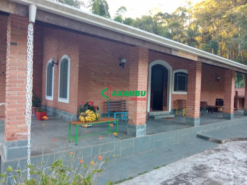 Chácara em FIGUEIRA BRANCA, JARINU - Chácara à venda em Jarinu-SP, 3 quartos, 3 salas, 3 banheiros, 2 vagas de garagem, 290m² - Imperdível na Figueira Branca!