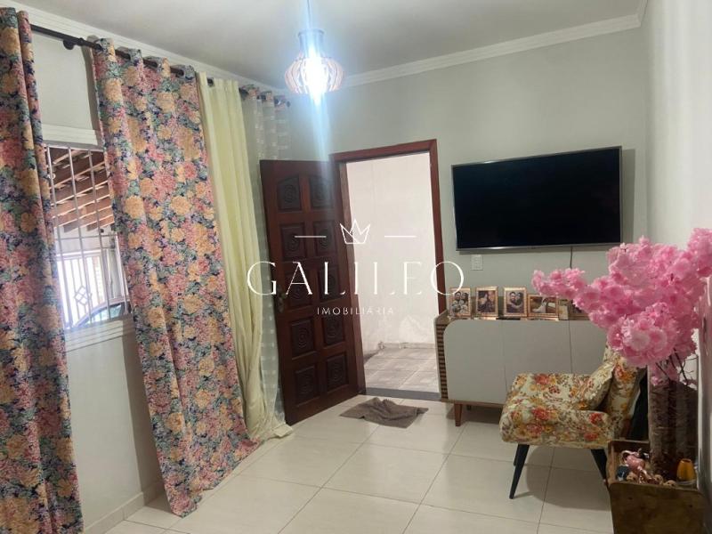 Casa em PARQUE RESIDENCIAL JUNDIAÍ, JUNDIAÍ - Imóvel à venda em Jundiaí-SP: Casa ampla com 2 quartos, 2 salas, 2 banheiros e 2 vagas no Parque Residencial Jundiaí!
