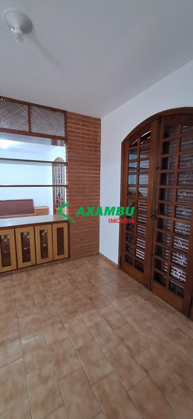 Casa em CAXAMBU, JUNDIAÍ - Chácara para Locação em Jundiaí-SP, no Bairro Caxambu: 3 Quartos, 1 Suíte, 2 Salas, 3 Banheiros, 3 Vagas de Garagem, 200m² de Área. - Foto 3