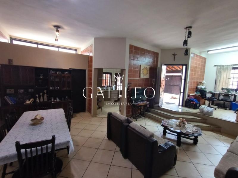 Casa em JARDIM SÃO VICENTE, Jundiaí - Casa à venda em Jundiaí-SP, no Jardim São Vicente, com 3 quartos, 1 suíte, 2 salas, 3 banheiros e 2 vagas de garagem. - Foto 3