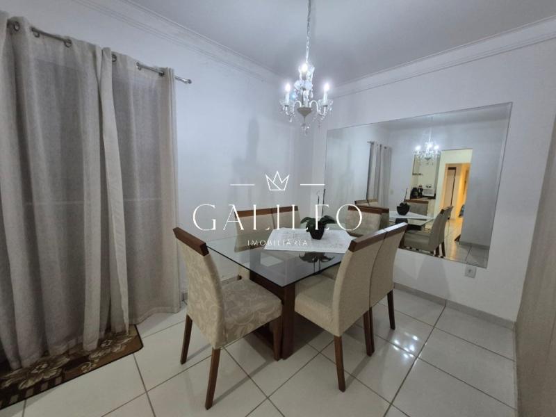 Casa em VILA PROGRESSO, JUNDIAÍ - Imperdível casa à venda em Jundiaí-SP, na Vila Progresso! 3 quartos, 1 suíte, 2 salas, 2 banheiros, 3 vagas de garagem, 336m².