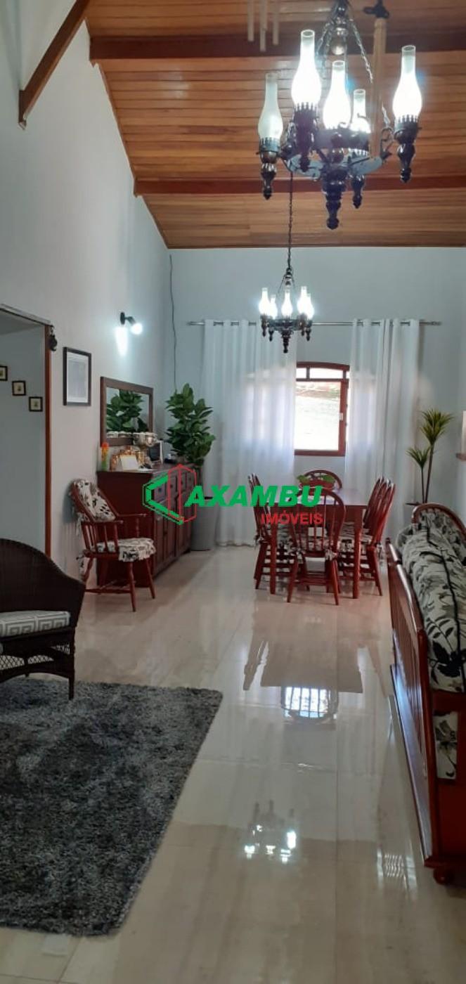 Chácara em PARQUE NOVA XAMPIRRA, ITATIBA - Luxuosa chácara à venda em Itatiba-SP, Parque Nova Xampirra: 4 quartos, 2 suítes, 2 salas, 4 banheiros, 6 vagas, 316,40 m².