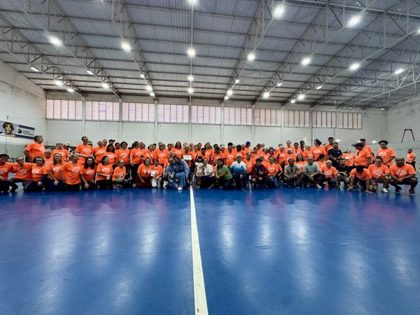 Abertura dos Jogos +60 reúne centenas de atletas e celebra o esporte, a saúde e a convivência