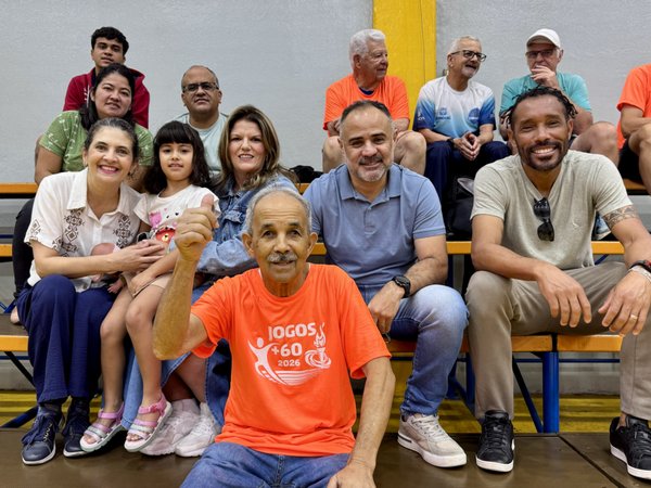 Abertura dos Jogos +60 reúne centenas de atletas e celebra o esporte, a saúde e a convivência