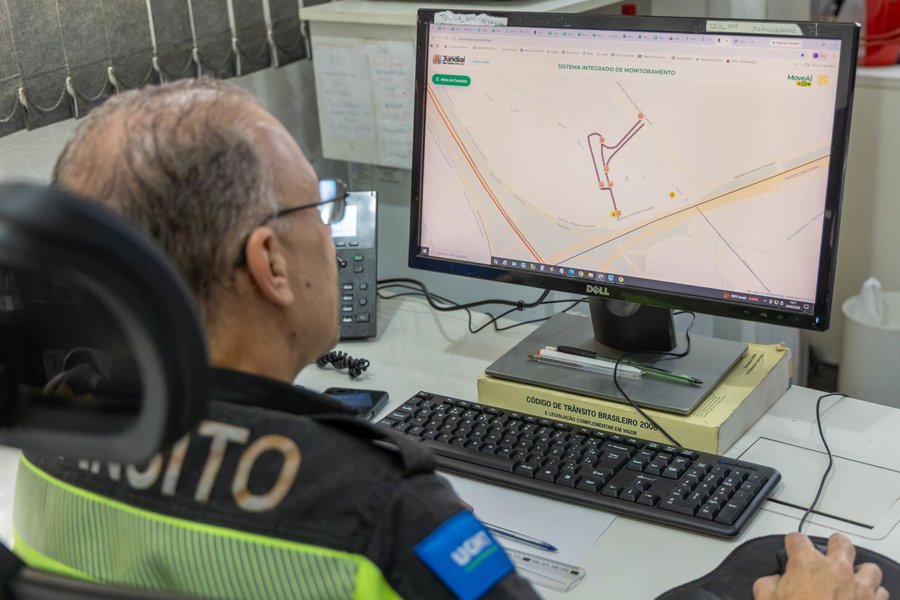 Jundiaí amplia uso de tecnologia para monitoramento do trânsito em tempo real