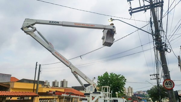 Jardim Tamoio e região recebem 382 novas luminárias de LED