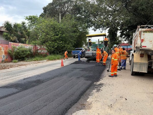 Pavimentação da Avenida Tasso Pinheiro, no Terra Nova, entra na reta final e avança na recuperação da via