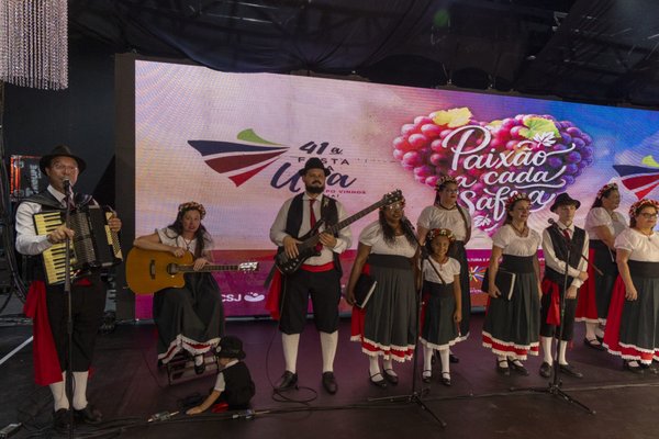 Artistas podem se inscrever para integrar a programação da Festa da Uva 2027