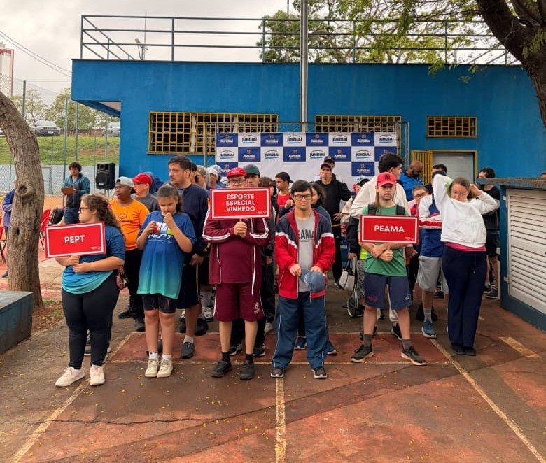 Festival Regional de Tênis do PEAMA reúne 50 atletas de quatro cidades e promove integração em Jundiaí