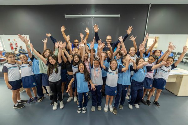 Ludicidadania, da GMJ, orienta alunos sobre educação financeira; votação popular para escolha do mascote do programa segue aberta