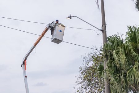 Bairros da região Sul de Jundiaí recebem iluminação LED com 78 novas luminárias