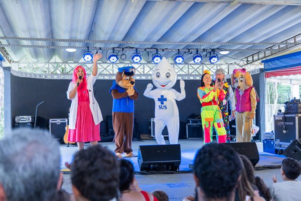 Famílias aproveitam Dia das Crianças com diversão e reencontros no Parque do Corrupira