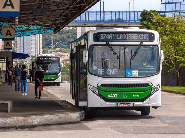 Linhas 579 e 974 terão mais ônibus e novos horários a partir de segunda-feira (19)