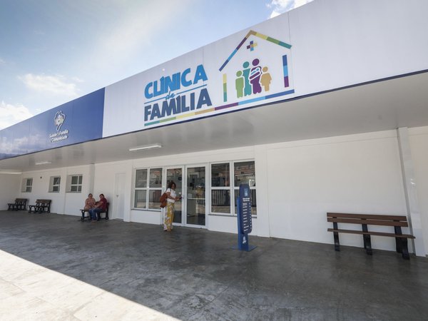 Outubro Rosa também alerta para o câncer do colo do útero; Jundiaí terá unidades de saúde abertas neste sábado (24)