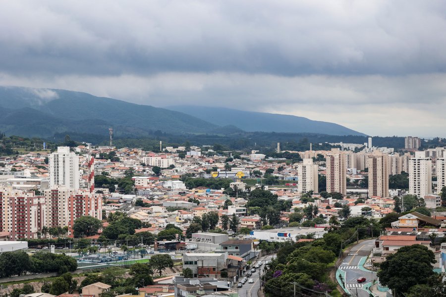 Jundiaí tem previsão de chuva e temporais até domingo; veja como fica o tempo