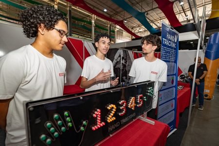 Jundiaí ganha destaque na Feira do Empreendedor do Sebrae com projeto premiado de sustentabilidade na Educação