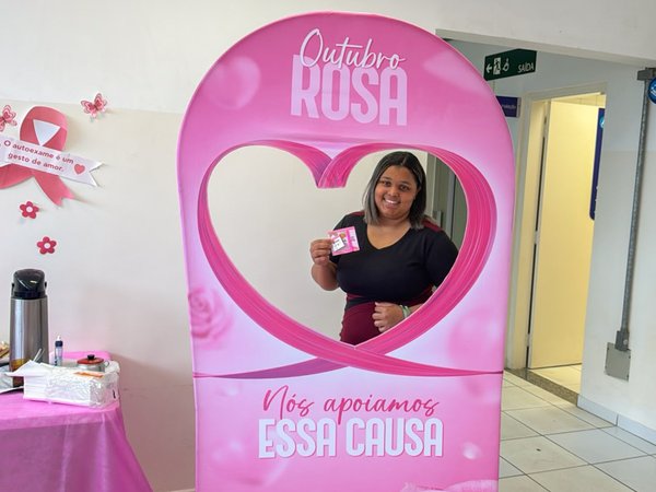 Jundiaí promove ações do Outubro Rosa e aplica de 400 doses de vacinas no fim de semana