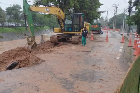 Prefeitura e DAE Jundiaí intensificam obras de contenção e recuperação de galerias pluviais na Avenida Antônio Frederico Ozanam