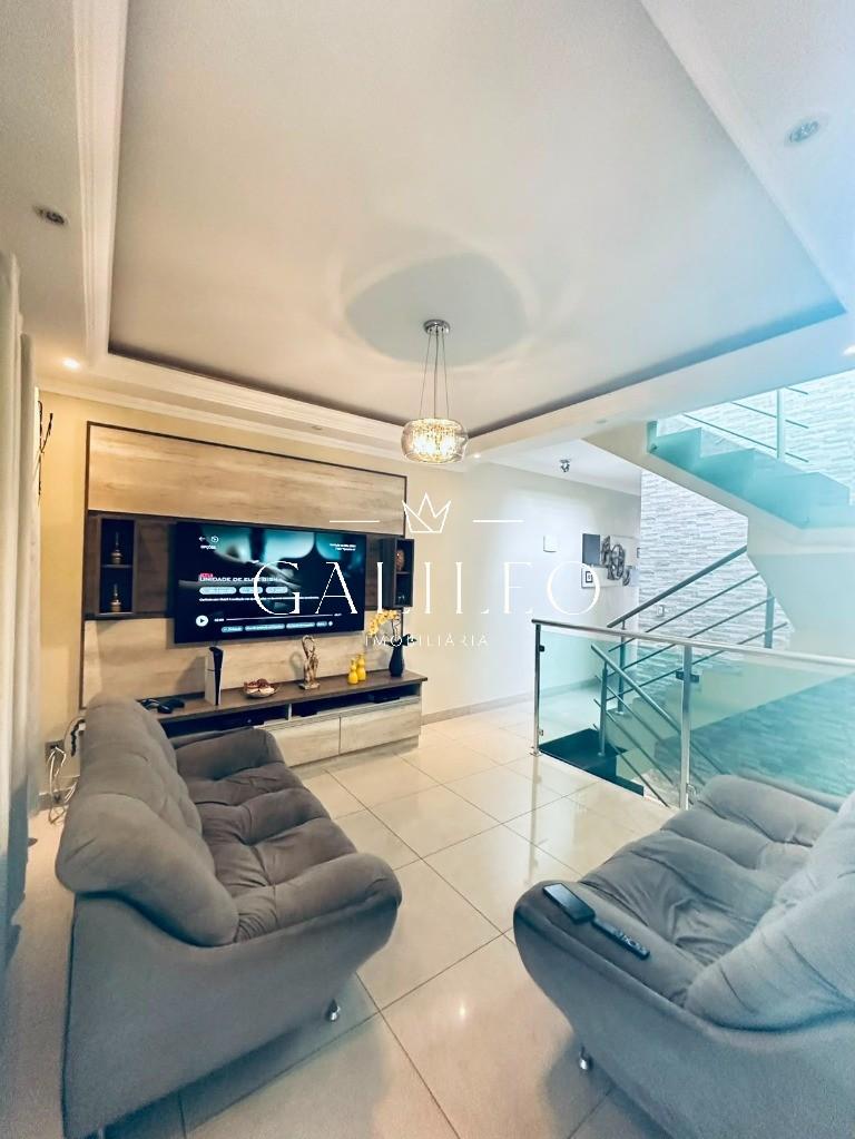 Casa em CIDADE NOVA, JUNDIAÍ - Casa com espaços amplos e Ótima Localização na Cidade Nova em Jundiaí-SP: 3 quartos, 1 suíte, 2 salas, 3 banheiros, 2 vagas de garagem, 174m². - Foto 1