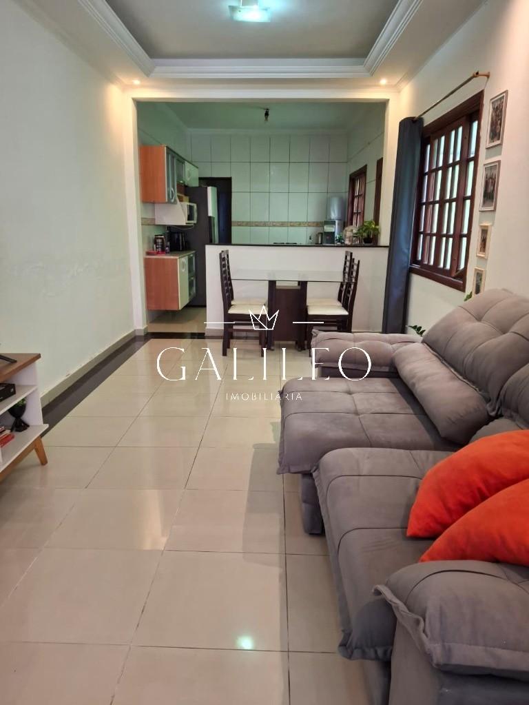Casa em VILA SANTA TEREZINHA, VÁRZEA PAULISTA - Imperdível Casa à Venda em Várzea Paulista-SP, na Vila Santa Terezinha: 4 Quartos, 2 Suítes, 2 Salas, 4 Banheiros, 3 Vagas, 240m²! - Foto 3